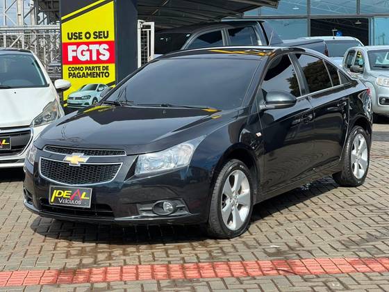 CHEVROLET CRUZE 1.8 LT 16V FLEX 4P AUTOMÁTICO CHEVROLET CRUZE 1.8 LT 16V FLEX 4P AUTOMÁTICO